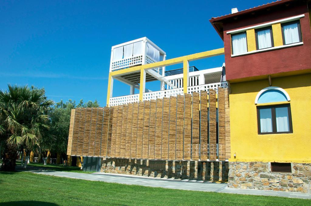 Despotiko Apt. Hotel & Suites Toroni Bagian luar foto