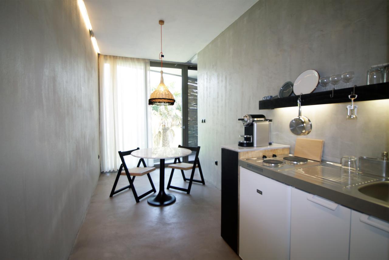 Despotiko Apt. Hotel & Suites Toroni Bagian luar foto