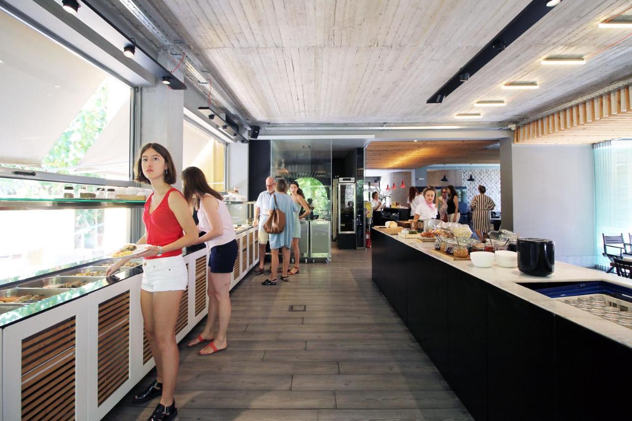 Despotiko Apt. Hotel & Suites Toroni Bagian luar foto